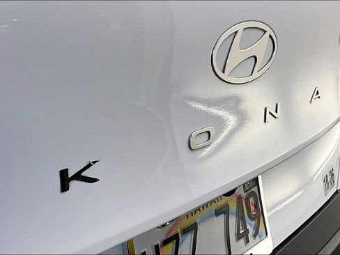 Used 2025 Hyundai Kona SEL FWD image 30
