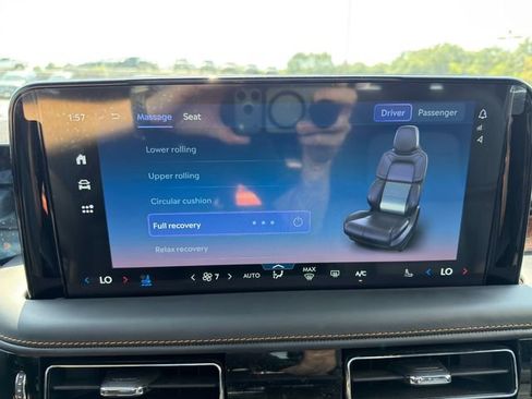 Used 2025 Lincoln Aviator Black Label w/ Black Label Special Edition AWD/4WD image 37