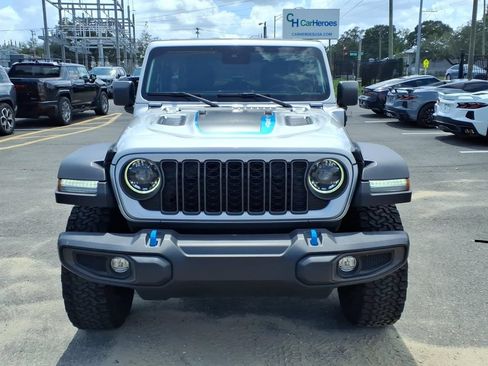 Used 2024 Jeep Wrangler Unlimited Rubicon 4xe AWD/4WD image 2