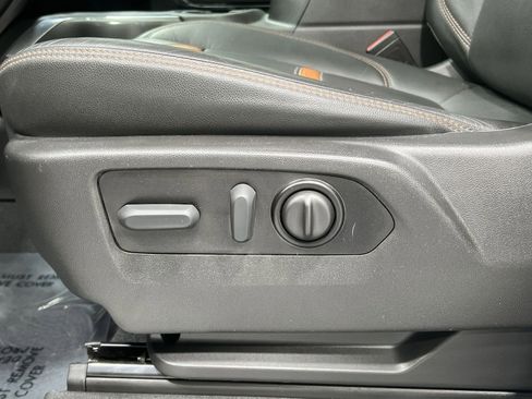 Used 2021 GMC Sierra 1500 AT4 AWD/4WD image 12