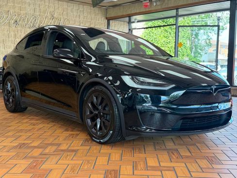 Used 2023 Tesla Model X AWD/4WD image 8