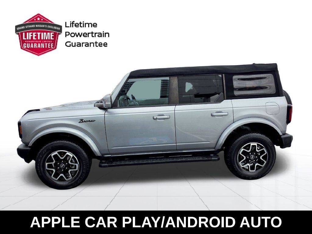 Used 2023 Ford Bronco Outer Banks AWD/4WD image 2