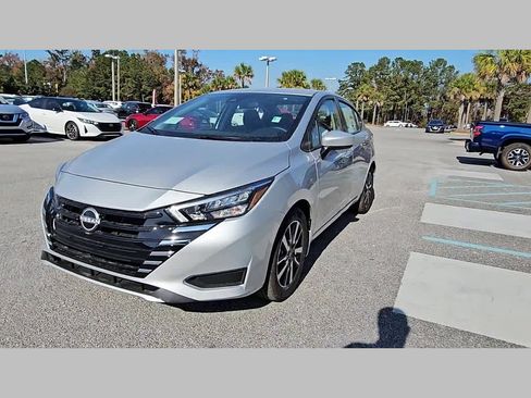 New 2025 Nissan Versa SV w/ Trunk Package image 19