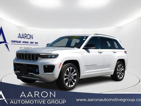 Used 2023 Jeep Grand Cherokee Overland w/ Advanced Protech Group III AWD/4WD image 1