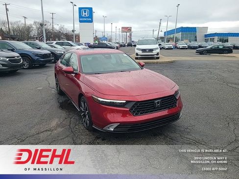 Used 2023 Honda Accord Touring image 1