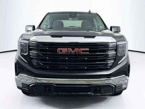 Used 2023 GMC Sierra 1500 Pro AWD/4WD image 2