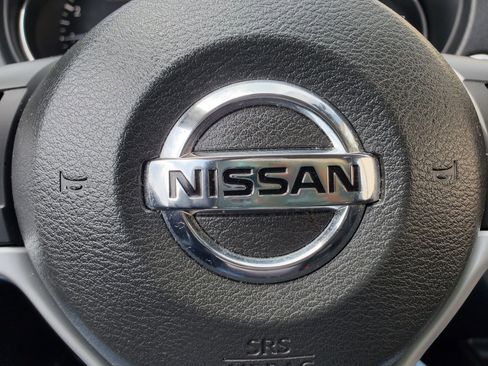Used 2017 Nissan Rogue SV w/ SV Premium Package AWD/4WD image 50