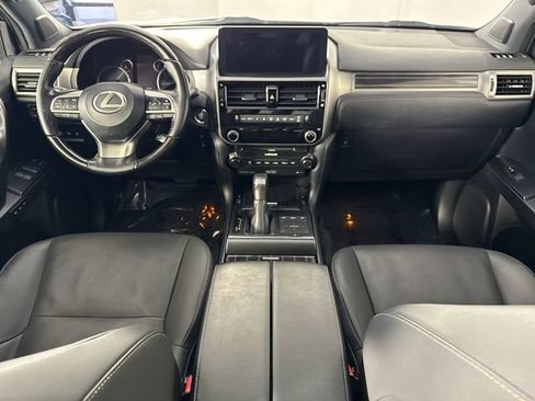 Used 2022 Lexus GX 460 Premium w/ Premium Plus Package image 26