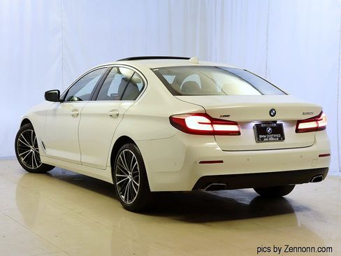 Certified 2023 BMW 530i xDrive w/ Premium Package AWD/4WD image 9