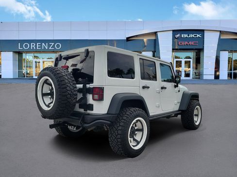 Used 2013 Jeep Wrangler Unlimited Sahara AWD/4WD image 5