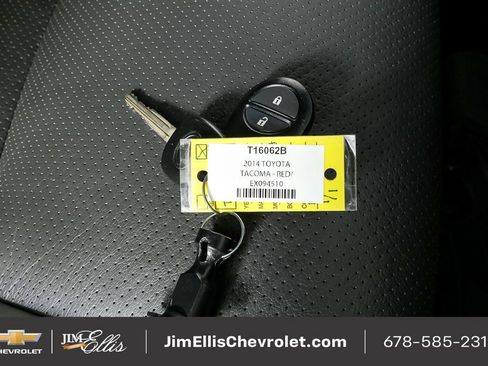 Used 2014 Toyota Tacoma 4x4 Double Cab image 24