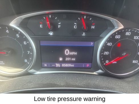 Used 2022 GMC Terrain SLT w/ Tech Package AWD/4WD image 27