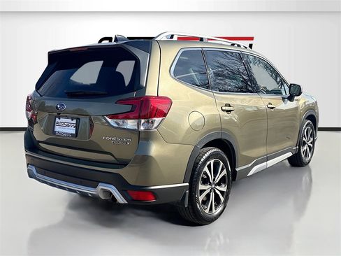 Used 2024 Subaru Forester Touring image 7