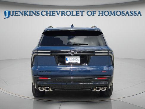 New 2027 Chevrolet Traverse RS FWD image 6