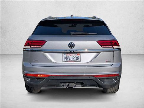 Used 2022 Volkswagen Atlas Cross Sport SE image 7