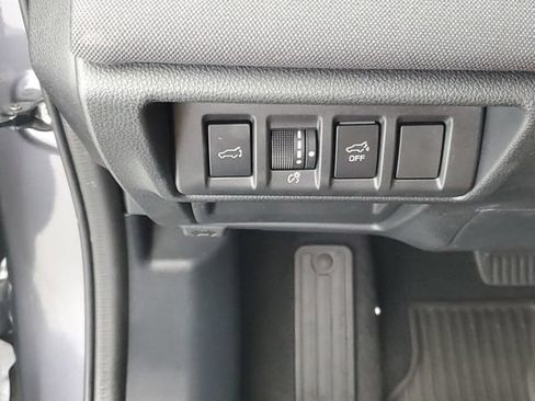 Used 2025 Subaru Outback Premium w/ Popular Package #1A AWD/4WD image 33