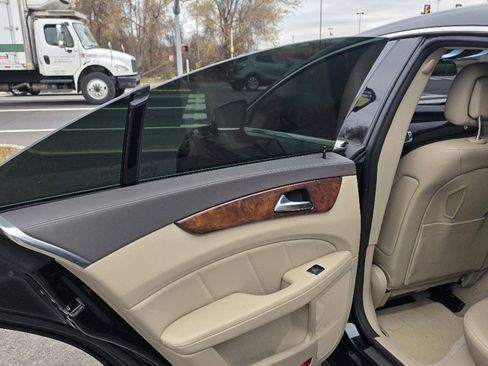 Used 2012 Mercedes-Benz CLS 550 4MATIC image 15