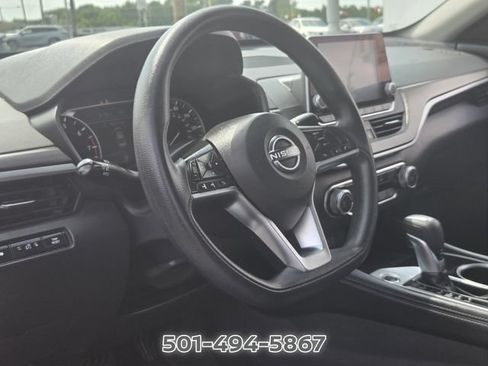 Certified 2023 Nissan Altima 2.5 SV FWD image 11
