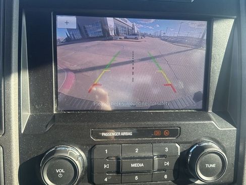 Used 2020 Ford F250 XL w/ STX Appearance Package image 15