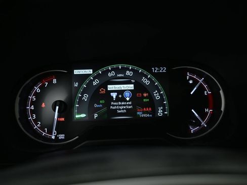 Used 2024 Toyota RAV4 XLE w/ Convenience Package FWD image 12