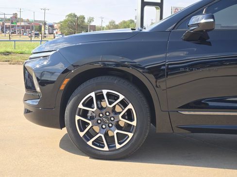 Used 2024 Chevrolet Blazer RS w/ Driver Confidence II Package FWD image 28