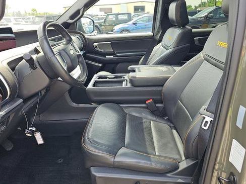 Used 2025 Ford Expedition Tremor AWD/4WD image 5