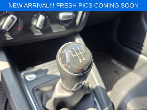Used 2017 Volkswagen Jetta SE FWD image 9