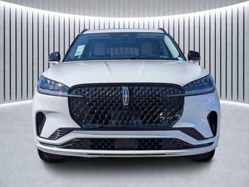 New 2026 Lincoln Aviator Reserve w/ Jet Appearance Package RWD image 8
