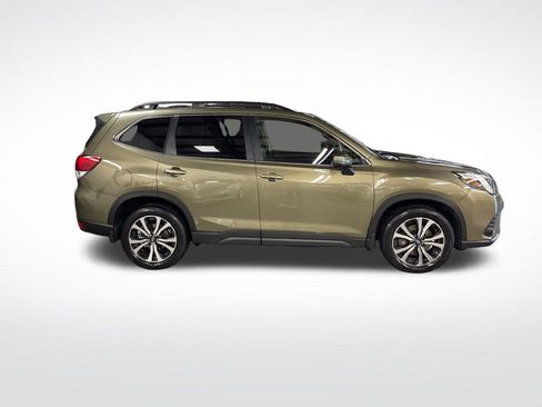 Certified 2022 Subaru Forester Limited AWD/4WD image 7