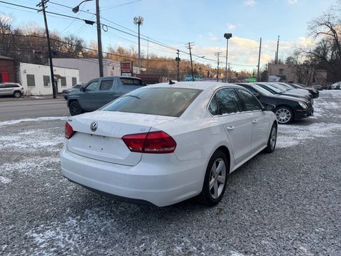 Used 2012 Volkswagen Passat 2.5 SE image 8
