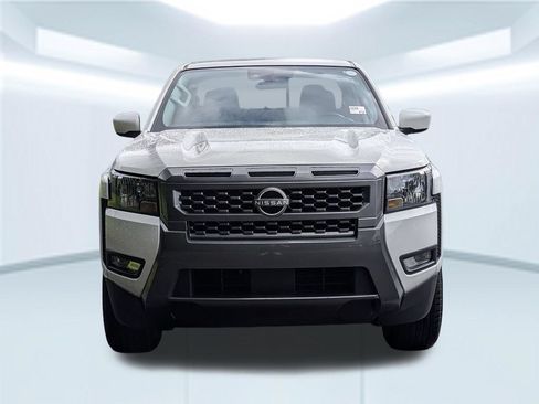 Used 2025 Nissan Frontier SV w/ SV Convenience Package RWD image 10