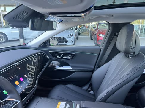 New 2025 Mercedes-Benz E 350 Sedan image 18