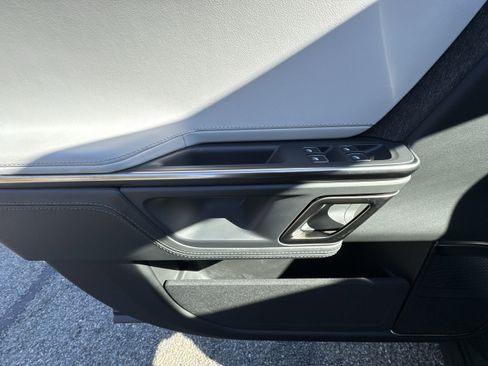 Used 2024 Rivian R1S Adventure image 23