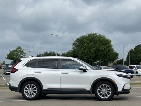 Used 2025 Honda CR-V EX-L image 3