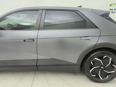 Used 2023 Hyundai Ioniq 5 SEL w/ Cargo Package AWD/4WD image 4
