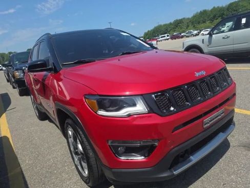 Used 2018 Jeep Compass Limited w/ Navigation Group AWD/4WD image 2