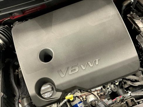 Used 2023 Buick Enclave Premium AWD/4WD image 40