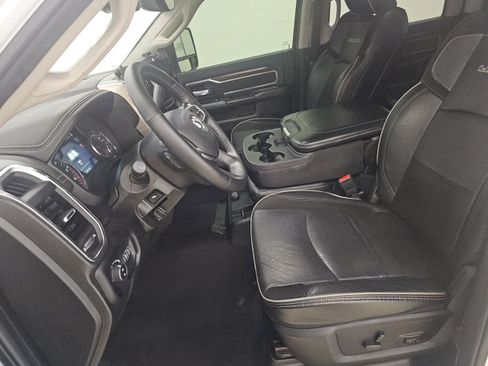 Used 2024 RAM 2500 Laramie w/ Safety Group AWD/4WD image 12