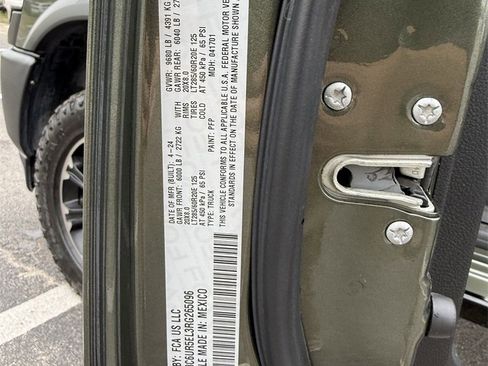 Used 2024 RAM 2500 Rebel w/ Towing Technology Group image 28