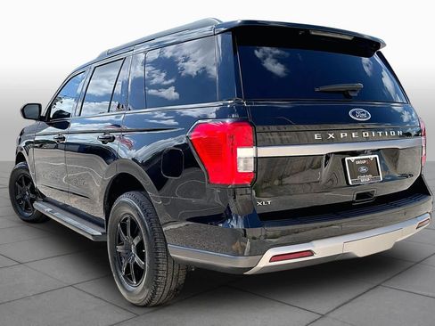 Used 2023 Ford Expedition XLT RWD image 6