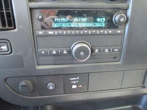 Used 2024 GMC Savana 2500 w/ Driver Convenience Package RWD image 18