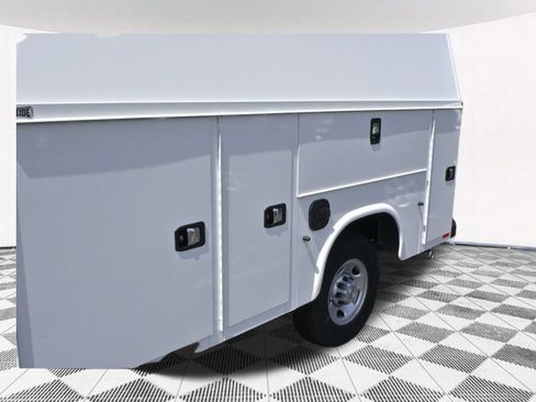 New 2025 Chevrolet Express 3500 w/ Power Convenience Package RWD image 4