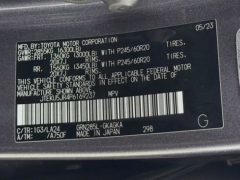 Used 2023 Toyota 4Runner Limited AWD/4WD image 30