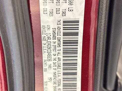 Used 2019 Jeep Grand Cherokee Altitude image 15