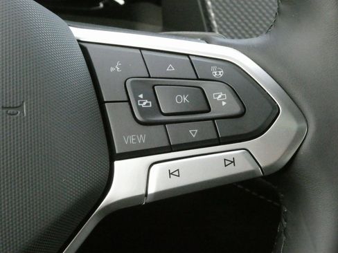 New 2025 Volkswagen Atlas Cross Sport SEL R-Line image 15