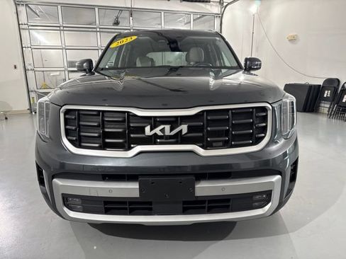 Used 2023 Kia Telluride SX Prestige AWD/4WD image 2