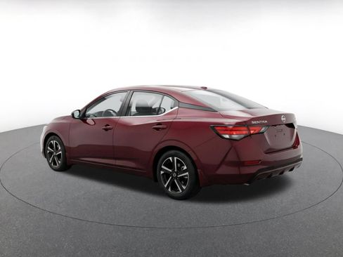 Used 2025 Nissan Sentra SV FWD image 7