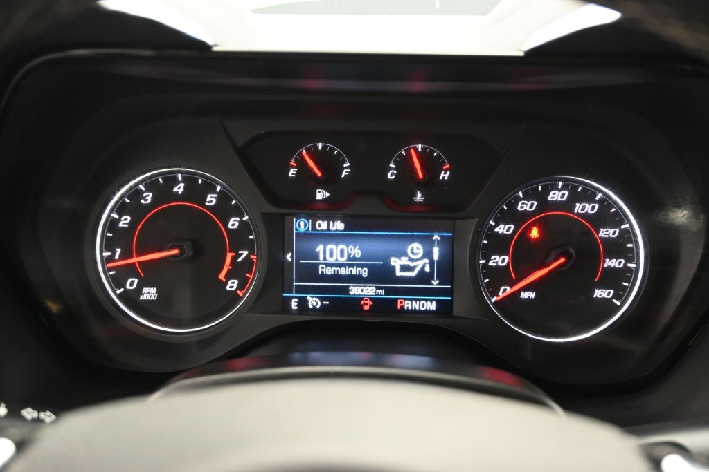Used 2023 Chevrolet Camaro LT RWD image 14