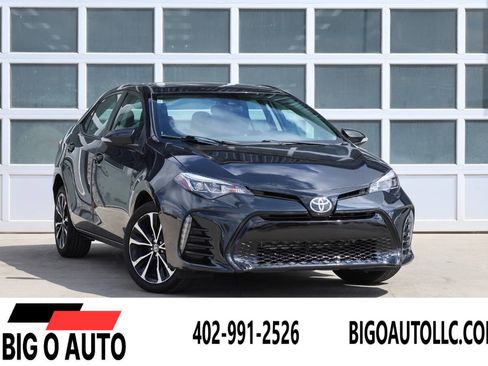 Used 2018 Toyota Corolla XSE image 1
