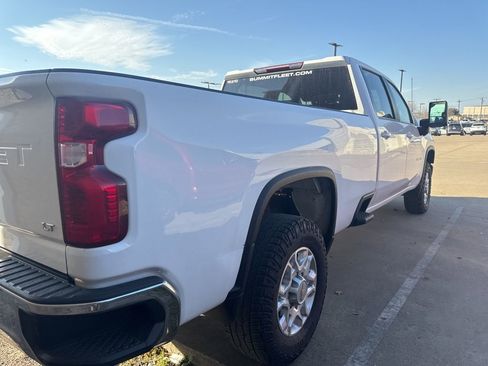 Used 2022 Chevrolet Silverado 2500 LT w/ Fleet Comfort Package image 7